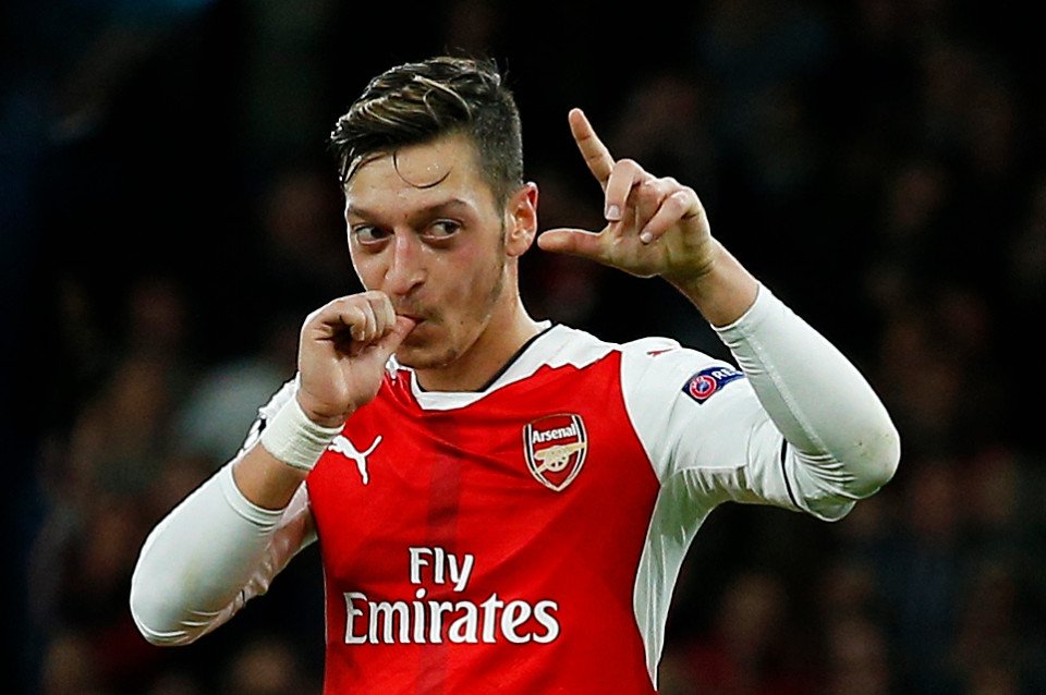 Barcelona close to signing Ozil?